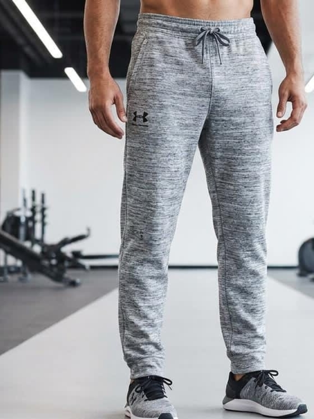 Under Armour Men’s Heather Grey Joggers - Gray Sweatpants • Size M